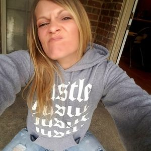 Meet your Posher, Jen